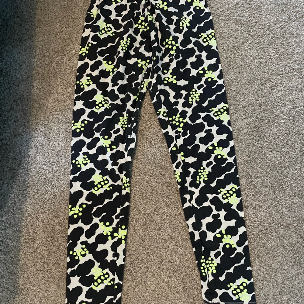 Girls cat & Jack leggings